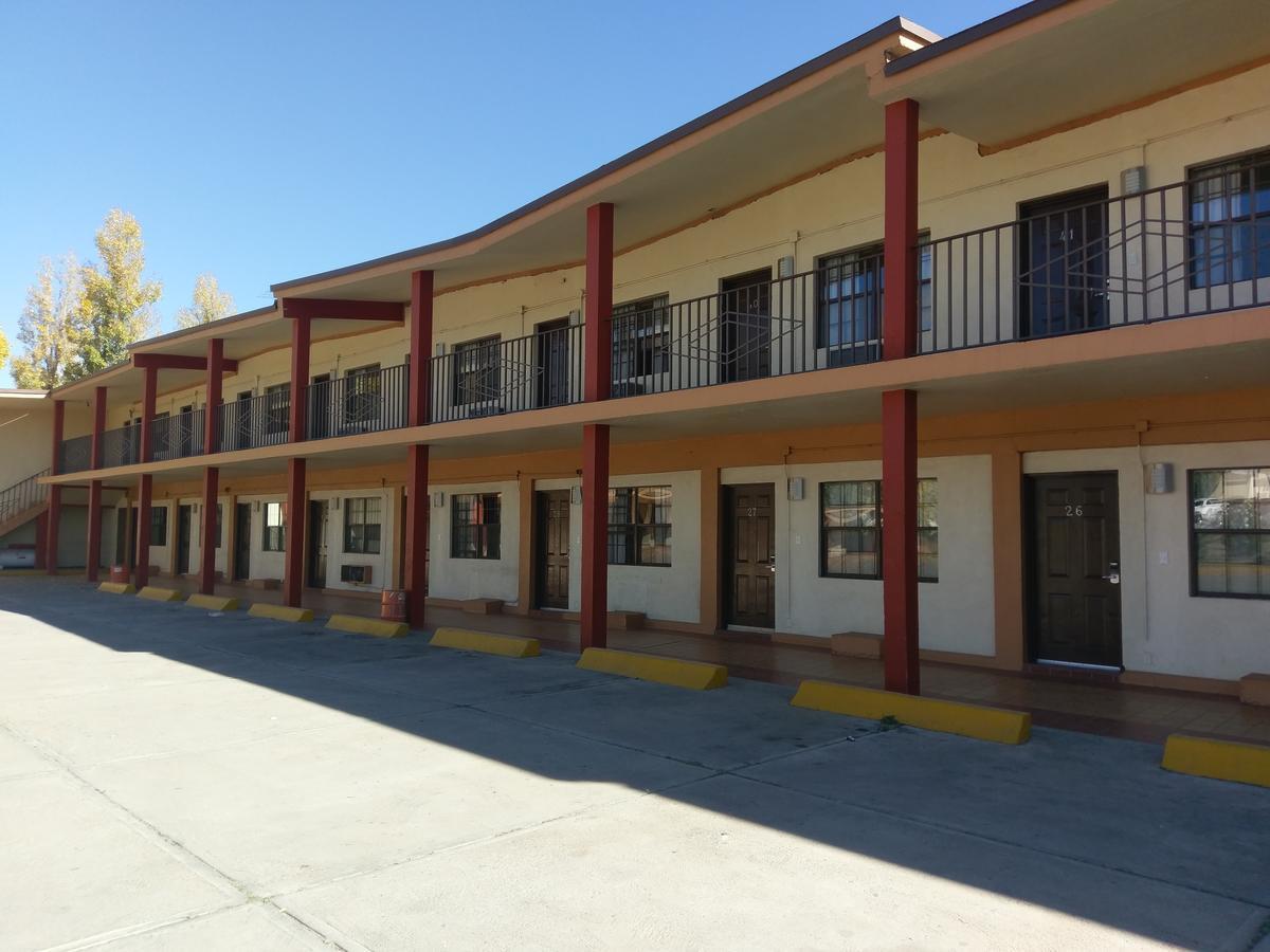 Hotel Del Camino Cuauhtémoc Buitenkant foto